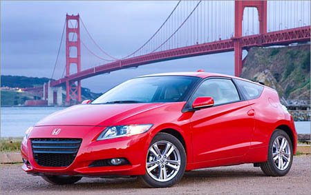 Достоинства Honda CR-Z явно недооценены Достоинства Honda CR-Z явно недооценены