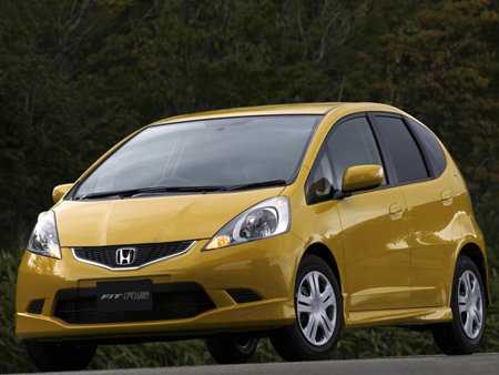 Первое поколение Honda Fit